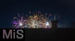 01.01..2026, Bad W�rishofen, Unterallg�u. Silvesterfeuerwerk �ber den D�chern der Stadt.
