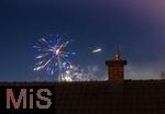 01.01..2026, Bad W�rishofen, Unterallg�u. Silvesterfeuerwerk �ber den D�chern der Stadt.