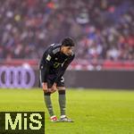 06.01.2026, Fussball 1. Bundesliga 2025/2026, Testspiel: RB Salzburg - FC Bayern M�nchen, in der Red Bull Arena Salzburg (�sterreich), Deniz Ofli (FC Bayern M�nchen) nachdenklich 