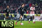 14.01.2026, Fussball 1. Bundesliga 2025/2026, 17. Spieltag, 1.FC K�ln - FC Bayern M�nchen, im Rhein-Energie-Stadion K�ln. Leon Goretzka (FC Bayern M�nchen)