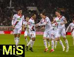 15.01.2026, Fussball 1. Bundesliga 2025/2026, 17.Spieltag, FC Augsburg - 1.FC Union Berlin, in der WWK-Arena Augsburg. Torjubel Alexis Julian Claude-Maurice (FC Augsburg) zum 1:0 mit Noahkai Dominic Banks (FC Augsburg), Cedric Adrian Zesiger (FC Augsburg), Michael Gregoritsch (Augsburg), Anton Kade (FC Augsburg).