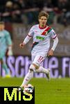 15.01.2026, Fussball 1. Bundesliga 2025/2026, 17.Spieltag, FC Augsburg - 1.FC Union Berlin, in der WWK-Arena Augsburg. Kristjan Jakic (FC Augsburg) am Ball 