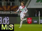 15.01.2026, Fussball 1. Bundesliga 2025/2026, 17.Spieltag, FC Augsburg - 1.FC Union Berlin, in der WWK-Arena Augsburg. Kristjan Jakic (FC Augsburg) am Ball 