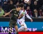 15.01.2026, Fussball 1. Bundesliga 2025/2026, 17.Spieltag, FC Augsburg - 1.FC Union Berlin, in der WWK-Arena Augsburg. v.li: Woo-yeong Jeong (Union Berlin) gegen Mads Pedersen (FC Augsburg) 