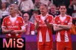 18.01.2026, Fussball, der FC Bayern M�nchen Legends-CUP, im SAP-Garden M�nchen. v.l.  Klaus Augenthaler (FC Bayern M�nchen), J�rgen Klinsmann (FC Bayern M�nchen) und Sebastian Rudy (FC Bayern M�nchen).