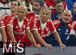 18.01.2026, Fussball, der FC Bayern M�nchen Legends-CUP, im SAP-Garden M�nchen. v.l. Sebastian Ruby, Arjen Robben, J�rgen Klismann und Raimond Aumann (alle FC Bayern M�nchen),