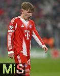 21.01.2026,  Fussball UEFA Championsleague 2025/2026: Vorrunde 7.Spieltag, FC Bayern M�nchen - Union Saint-Gilloise, in der Allianz-Arena M�nchen. Lennart Karl (FC Bayern M�nchen) nachdenklich.
  

