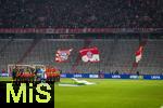 21.01.2026,  Fussball UEFA Championsleague 2025/2026: Vorrunde 7.Spieltag, FC Bayern M�nchen - Union Saint-Gilloise, in der Allianz-Arena M�nchen. Einmarsch der Mannschaften. Nach einem Pyro-Vorfall beim letzten Champions League Heimspiel, wurden die Bayern-Fans der S�dkurve ausgesperrt von der UEFA. Somit blieb der komplette untere Fan Block bei diesem Spiel leer.  