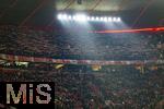21.01.2026,  Fussball UEFA Championsleague 2025/2026: Vorrunde 7.Spieltag, FC Bayern M�nchen - Union Saint-Gilloise, in der Allianz-Arena M�nchen. Nach einem Pyro-Vorfall beim letzten Champions League Heimspiel, wurden die Bayern-Fans der S�dkurve ausgesperrt von der UEFA. Somit blieb der komplette untere Fan Block bei diesem Spiel leer.  Oben jedoch haben sich tausende Ultras Tickets des obersten Ranges gesichert um ihre Mannschaft dennoch lautstark anzufeuern.