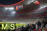 21.01.2026,  Fussball UEFA Championsleague 2025/2026: Vorrunde 7.Spieltag, FC Bayern M�nchen - Union Saint-Gilloise, in der Allianz-Arena M�nchen. Nach einem Pyro-Vorfall beim letzten Champions League Heimspiel, wurden die Bayern-Fans der S�dkurve ausgesperrt von der UEFA. Somit blieb der komplette untere Fan Block bei diesem Spiel leer.  Oben jedoch haben sich tausende Ultras Tickets des obersten Ranges gesichert um ihre Mannschaft dennoch lautstark anzufeuern.