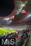 21.01.2026,  Fussball UEFA Championsleague 2025/2026: Vorrunde 7.Spieltag, FC Bayern M�nchen - Union Saint-Gilloise, in der Allianz-Arena M�nchen. Nach einem Pyro-Vorfall beim letzten Champions League Heimspiel, wurden die Bayern-Fans der S�dkurve ausgesperrt von der UEFA. Somit blieb der komplette untere Fan Block bei diesem Spiel leer.  Oben jedoch haben sich tausende Ultras Tickets des obersten Ranges gesichert um ihre Mannschaft dennoch lautstark anzufeuern.