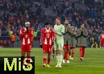 21.01.2026,  Fussball UEFA Championsleague 2025/2026: Vorrunde 7.Spieltag, FC Bayern M�nchen - Union Saint-Gilloise, in der Allianz-Arena M�nchen. Verhaltener Schlussjubel, Serge Gnabry (FC Bayern M�nchen), Luis Diaz (FC Bayern M�nchen), Torwart Manuel Neuer (FC Bayern M�nchen) 