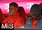 24.01.2026, Fussball Bundesliga 2025/2026, 19.Spieltag, FC Bayern M�nchen - FC Augsburg, in der Allianz-Arena M�nchen,   Joshua Kimmich (FC Bayern M�nchen) auf der Bank


