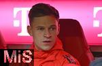24.01.2026, Fussball Bundesliga 2025/2026, 19.Spieltag, FC Bayern M�nchen - FC Augsburg, in der Allianz-Arena M�nchen,   Joshua Kimmich (FC Bayern M�nchen) auf der Bank


