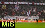 24.01.2026, Fussball Bundesliga 2025/2026, 19.Spieltag, FC Bayern M�nchen - FC Augsburg, in der Allianz-Arena M�nchen, Bayern-Ultras mit politischem Plakat zum Thema Syrien-Krieg, HELFT ROJAVA STATT SEINE FEINDE ZU H�REN, HER BIJI ROJAVA!