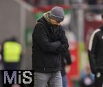 31.01.2026, Fussball 1. Bundesliga 2025/2026, 20.Spieltag, FC Augsburg - FC St. Pauli, in der WWK-Arena Augsburg. Trainer Alexander Blessin (FC St. Pauli) nachdenklich 