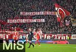 08.02.2026, Fussball Bundesliga 2025/2026, 21.Spieltag, FC Bayern M�nchen - TSG 1899 Hoffenheim, in der Allianz-Arena M�nchen,   Spruchband der Bayern Fans. - Uns glangts! Mieten Runter! Die Stadt geh�rt uns !


