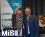09.02.2026, Bad W�rishofen im Unterallg�u, Parteiveranstaltung zur Kommunalwahl 2026, Freie W�hler laden ein in den Kursaal. Zu Gast ist Hubert Aiwanger (links, Stellvertretender bayerischer Ministerpr�sident, Staatsminister f�r Wirtschaft, Landesentwicklung und Energie, Bundes- und bayerischer Landesvorsitzender der Freien W�hler) hier beim Selfie mit dem Amtierenden Landrat Unterallg�us Alex Eder (Freie W�hler).
