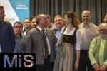 09.02.2026, Bad W�rishofen im Unterallg�u, Parteiveranstaltung zur Kommunalwahl 2026, Freie W�hler laden ein in den Kursaal. Zu Gast ist Hubert Aiwanger (links, Stellvertretender bayerischer Ministerpr�sident, Staatsminister f�r Wirtschaft, Landesentwicklung und Energie, Bundes- und bayerischer Landesvorsitzender der Freien W�hler) hier beim Gruppenfoto, re: Felizitas Schauer aus Bad W�rishofen (ehem. bayerische Jagdk�nigin) 