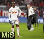 11.02.2026, Fussball DFB-Pokal 2025/2026, Viertelfinale, FC Bayern M�nchen - RB Leipzig, in der Allianz-Arena M�nchen. Ridle Baku (RB Leipzig) nachdenklich.


