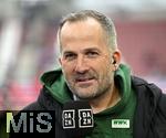 15.02.2026, Fussball 1. Bundesliga 2025/2026, 22.Spieltag, FC Augsburg - 1.FC Heidenheim, in der WWK-Arena Augsburg. Trainer Manuel Baum (FC Augsburg) beim Interview
 

