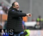 15.02.2026, Fussball 1. Bundesliga 2025/2026, 22.Spieltag, FC Augsburg - 1.FC Heidenheim, in der WWK-Arena Augsburg. Trainer Frank Schmidt (1. FC Heidenheim 1846) unzufrieden
 

