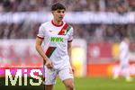 15.02.2026, Fussball 1. Bundesliga 2025/2026, 22.Spieltag, FC Augsburg - 1.FC Heidenheim, in der WWK-Arena Augsburg. Mert K�m�r (FC Augsburg) 