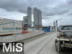 18.02.2026, M�nchen Trudering, Betonmischwerk auf einem Baugrund am Rappenweg. 