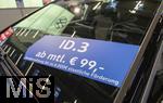 20.02.2026, Die Auto-Messe M�nchner Auto Tage 2026 in M�nchen im Messegel�nde Riem. Staunen und Testen und Kaufen, Autoh�ndler zeigen ihre neuesten Modelle. Hier ein VW ID.3, 
Das Bild zeigt ein wei�es Elektroauto Volkswagen ID.3, das in einem Innenausstellungsraum ausgestellt ist. Auf der Motorhaube des Autos befinden sich auff�llige Werbetexte auf Deutsch, die sechs Monate kostenlose Volkswagen-Versicherung und die Chance auf einen 100-Euro-Tankgutschein anbieten. Die Windschutzscheibe zeigt Bedingungen f�r eine Probefahrt und monatliche Preise ab 99 Euro.