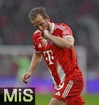 21.02.2026, Fussball Bundesliga 2025/2026, 23.Spieltag, FC Bayern M�nchen - Eintracht Frankfurt, in der Allianz-Arena M�nchen,   Harry Kane (FC Bayern M�nchen) Torjubel nach dem 3:0 


