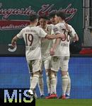 27.02.2026, Fussball 1. Bundesliga 2025/2026, 24.Spieltag, FC Augsburg - 1.FC K�ln, in der WWK-Arena Augsburg. Die Augsburger jubeln um Torsch�tze Rodrigo Duarte Ribeiro  (FC Augsburg)  
 

