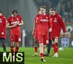 27.02.2026, Fussball 1. Bundesliga 2025/2026, 24.Spieltag, FC Augsburg - 1.FC K�ln, in der WWK-Arena Augsburg.v.l. Jakub Kaminski (1.FC K�ln) und Isak Johannesson (1.FC K�ln) sind entt�uscht.
 

