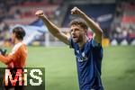 28.02.2026, Fussball Major League Soccer (MLS) 2026 Kanada USA, 2.Spieltag, Vancouver Whitecaps FC - Toronto FC, im BC Place Stadium Vancouver, Thomas M�ller (re, Vancouver) jubelt mit der Mannschaft nach dem Spiel �ber den 3:0 Sieg seiner Mannschaft.  